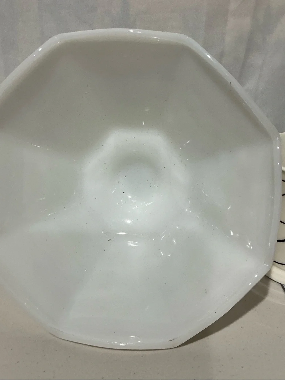White Octagonal Ceramic Serving Bowl - Home Kitchen